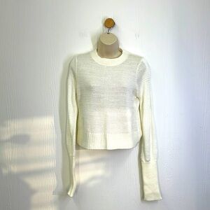 Express - Ivory Knit Crop Long Sleeve Sweater a Size XS